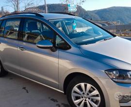 VOLKSWAGEN Golf Sportsvan - 2016