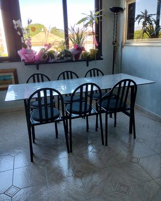 tavolo in cristallo con 6 sedie