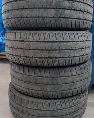 Pneumatici CONTINENTAL 4 stagioni 215/65 R16C usat