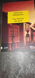 una traccia nel buio 