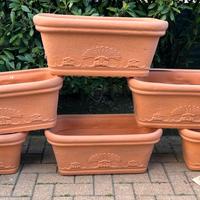 Fioriere in resina 90x45x40     (40€ cadauna)