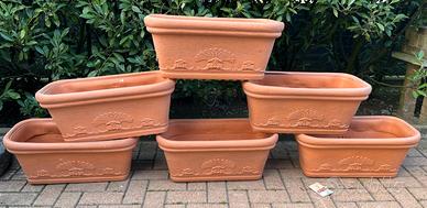 Fioriere in resina 90x45x40     (40€ cadauna)