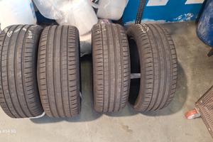 MICHELIN  225 50 18 PNEUMATICI GOMME