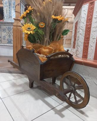 Carriola decorativa