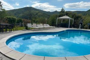 Casa singola con piscina