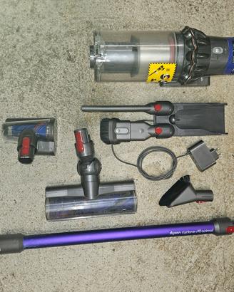 dyson v10 
