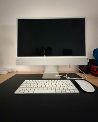 Imac 24” 356 GB argento e bianco