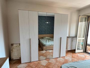 Camera Donatella mondo convenienza pari al nuovo  