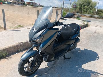 Scooter Xmax 125 yamaha