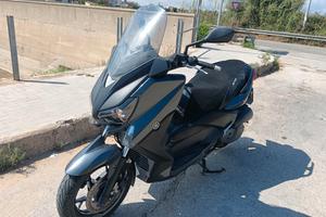 Scooter Xmax 125 yamaha