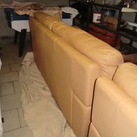 DIVANI 3 + 2 IN PELLE