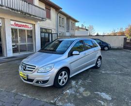 MERCEDES-BENZ B 180 BlueEFFICIENCY Sport