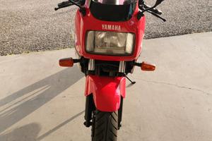 Yamaha FZ 750 - 1988