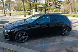 Mercedes Classe A night edition