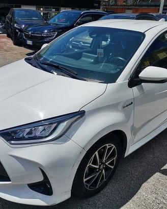 Toyota Yaris 1.5 Hybrid 5 porte Trend