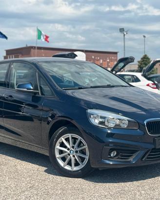Bmw 2er Active Tourer 218d Luxury