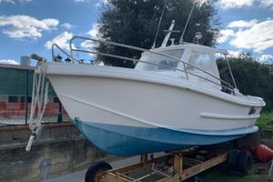 Barca a motore - Calafuria - con motore entrobordo