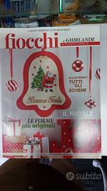 Fiocchi punto croce.