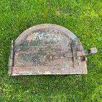 Porta tagliafuoco in ferro antico per forno legna