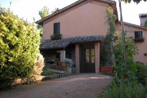 Villa di 120 m² con più di 5 locali a Amelia