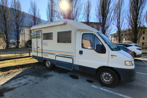 Camper semintegrale compatto arca 3.5