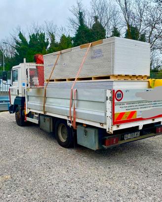 Nissan eco t-135 con gru fassi