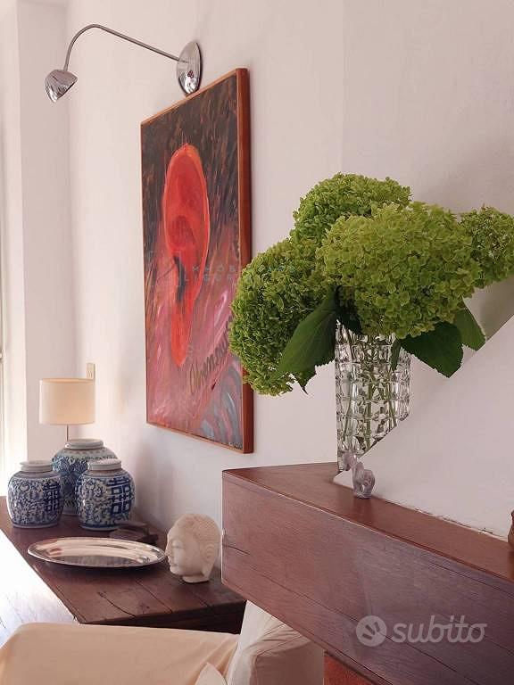 Rustico / Casale di 160 m² con più di 5 locali a B - Altro