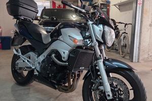 suzuki gsr 600