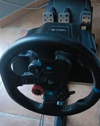 Volante e pedali 