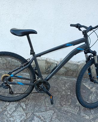 Mountain-bike Rockrider ST 100 
