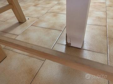Tavolo bianco legno