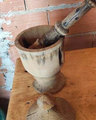 pezzo antichità molto raro in legno 