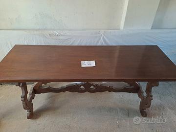 Tavolo in legno + sei sedie