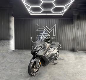 Yamaha T Max 560
