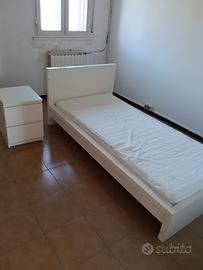 letto e comodino 