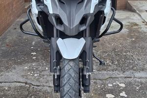 Moto Benelli TRK 502X
