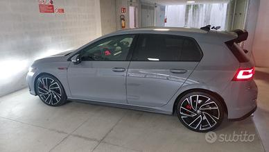 Vw golf 8 gti 245 cv dsg