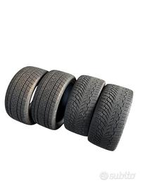 Set di 4 pneumatici invernali misura 295/35/21