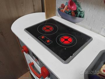 cucina con rumori e suoni