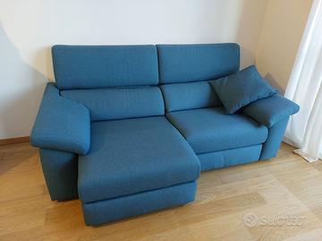 Divano blu NUOVO