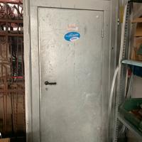 Porta il lamiera zincata