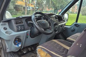 ford trasit 