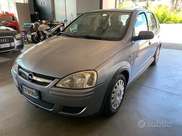 Opel Corsa 1.2i 16V cat 5 porte Enjoy