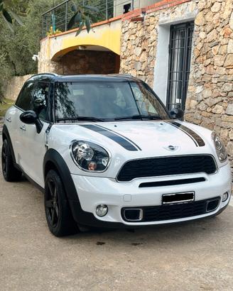 MINI Countryman Cooper SD ALL4 2.0 – Full Optional