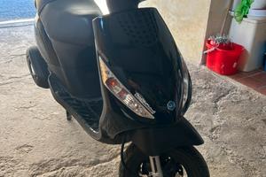Piaggio Zip 4T – Anno 2022/2023 – 10.000 km