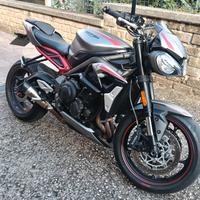 Triumph Street Triple - 2021