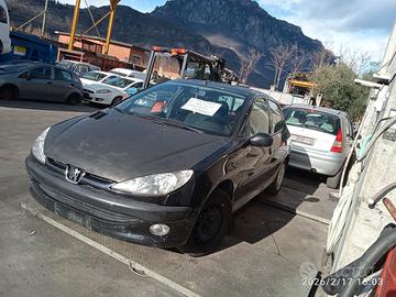 PEUGEOT 206 1.1 B 2000 HFZ  PER RICAMBI
