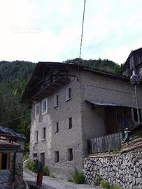 Rustico da ristrutturare