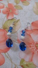 orecchini e braccialetti 