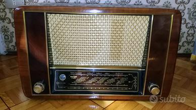 Radio a valvole Siemens SM.8136, anno 1955
